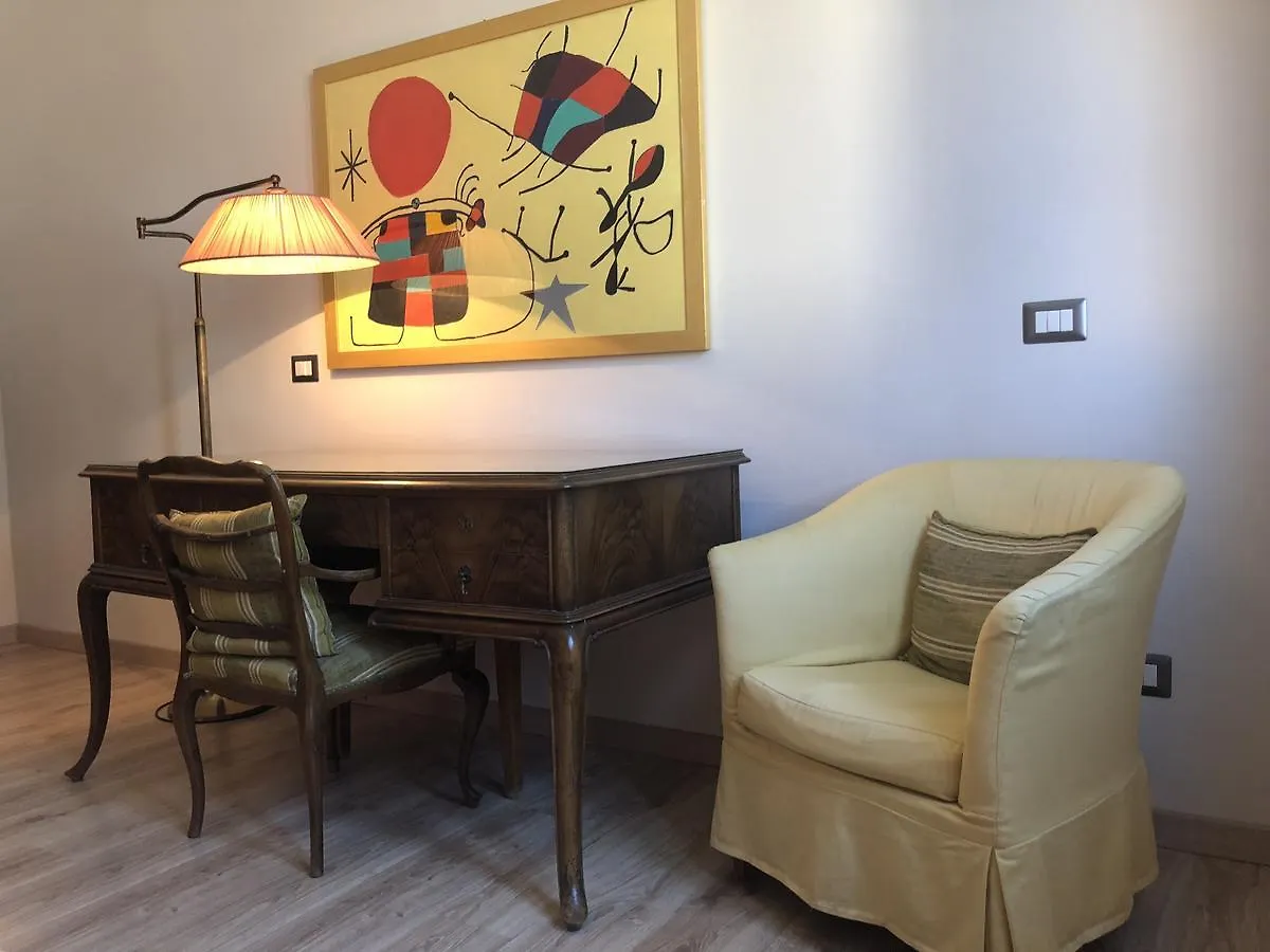 Apartment Appartamento Vittoria Florence Italy